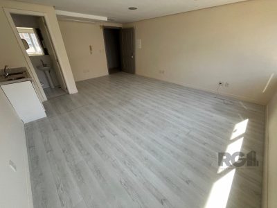 Conjunto/Sala à venda com 30m², 1 vaga no bairro Centro em Porto Alegre - Foto 5