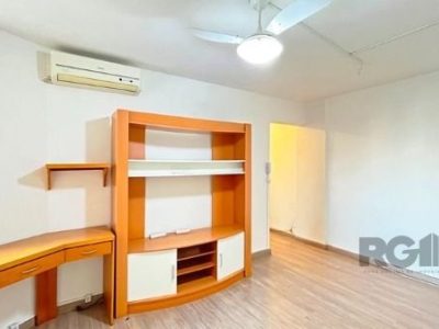 Apartamento à venda com 59m², 2 quartos, 1 vaga no bairro Cristal em Porto Alegre - Foto 5