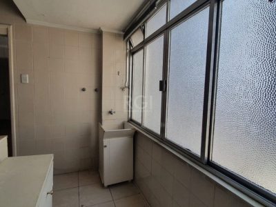 Apartamento à venda com 84m², 2 quartos, 1 vaga no bairro Menino Deus em Porto Alegre - Foto 3