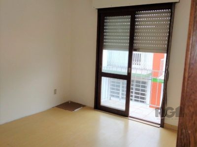 Casa Condominio à venda com 88m², 3 quartos, 1 suíte, 3 vagas no bairro Cristal em Porto Alegre - Foto 17