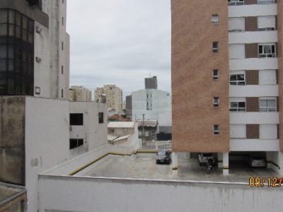 Apartamento à venda com 82m², 2 quartos no bairro Menino Deus em Porto Alegre - Foto 10