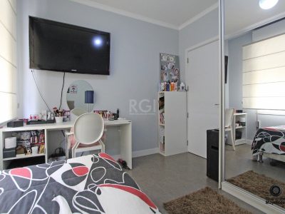 Apartamento à venda com 105m², 4 quartos, 1 suíte, 1 vaga no bairro São João em Porto Alegre - Foto 9