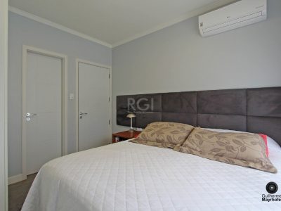 Apartamento à venda com 105m², 4 quartos, 1 suíte, 1 vaga no bairro São João em Porto Alegre - Foto 15