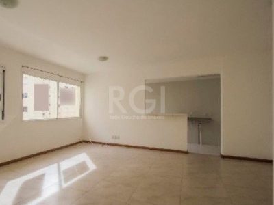 Apartamento à venda com 67m², 2 quartos, 1 suíte, 1 vaga no bairro Partenon em Porto Alegre - Foto 2