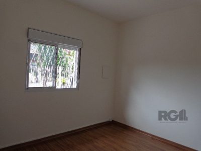 Casa à venda com 80m², 2 quartos, 2 vagas no bairro Vila Ipiranga em Porto Alegre - Foto 8