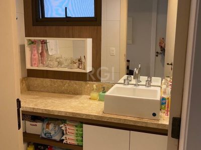 Apartamento à venda com 95m², 3 quartos, 1 suíte, 2 vagas no bairro Tristeza em Porto Alegre - Foto 23