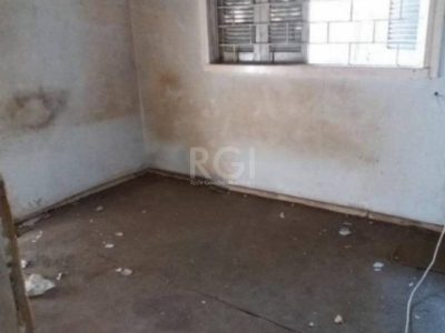 Casa à venda com 253m², 3 quartos, 1 suíte, 1 vaga no bairro Santana em Porto Alegre - Foto 6