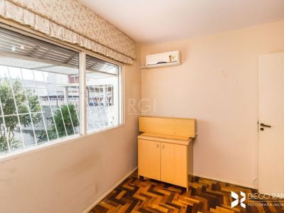 Apartamento à venda com 82m², 3 quartos, 1 suíte, 1 vaga no bairro Menino Deus em Porto Alegre - Foto 7