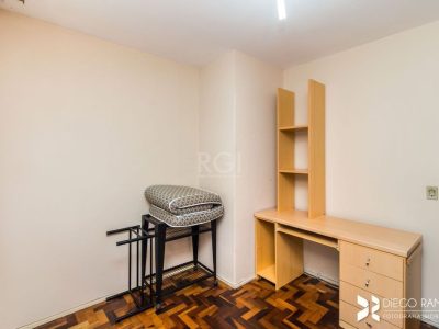 Apartamento à venda com 82m², 3 quartos, 1 suíte, 1 vaga no bairro Menino Deus em Porto Alegre - Foto 12