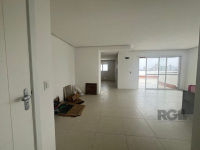 Apartamento à venda com 166m², 2 quartos, 1 suíte, 2 vagas no bairro Tristeza em Porto Alegre - Foto 2