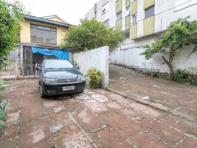 Casa à venda com 374m², 5 quartos, 10 vagas no bairro Petrópolis em Porto Alegre - Foto 19