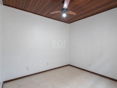 Casa à venda com 374m², 5 quartos, 10 vagas no bairro Petrópolis em Porto Alegre - Foto 33