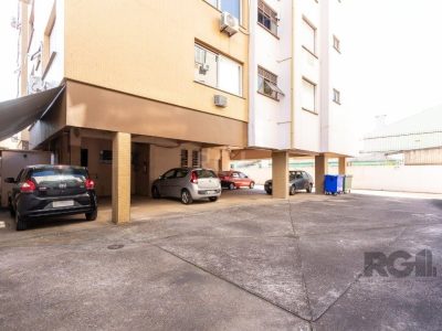 Apartamento à venda com 64m², 2 quartos, 1 vaga no bairro Cristal em Porto Alegre - Foto 4