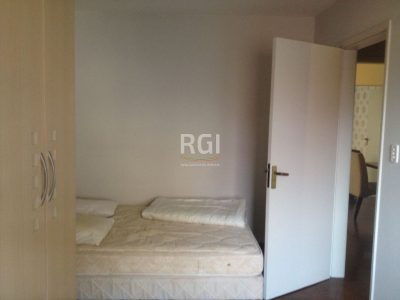 Apartamento à venda com 67m², 2 quartos, 1 vaga no bairro Petrópolis em Porto Alegre - Foto 6