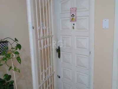 Apartamento à venda com 64m², 2 quartos no bairro Menino Deus em Porto Alegre - Foto 4