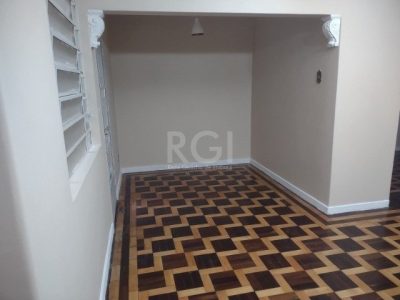 Apartamento à venda com 187m², 4 quartos, 1 vaga no bairro Floresta em Porto Alegre - Foto 4