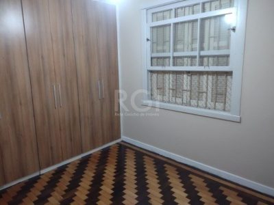 Apartamento à venda com 187m², 4 quartos, 1 vaga no bairro Floresta em Porto Alegre - Foto 9