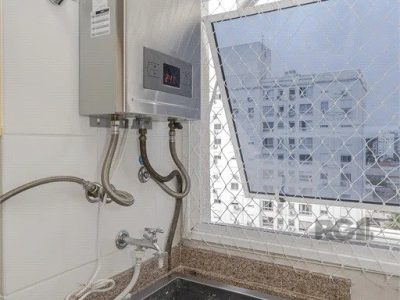 Apartamento à venda com 70m², 3 quartos, 1 suíte, 1 vaga no bairro Partenon em Porto Alegre - Foto 54