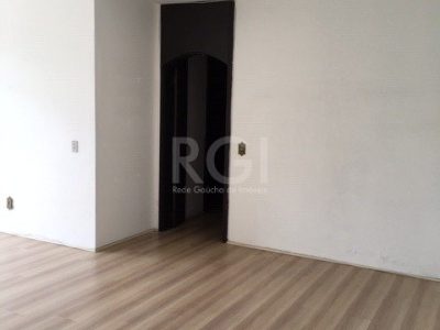 Apartamento à venda com 107m², 3 quartos, 1 suíte, 1 vaga no bairro Cristal em Porto Alegre - Foto 3