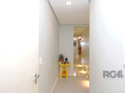 Apartamento à venda com 190m², 5 quartos, 2 suítes, 2 vagas no bairro Menino Deus em Porto Alegre - Foto 37