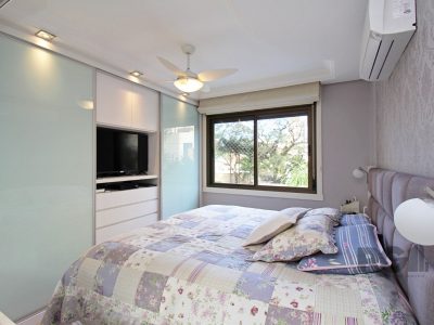 Apartamento à venda com 190m², 5 quartos, 2 suítes, 2 vagas no bairro Menino Deus em Porto Alegre - Foto 15