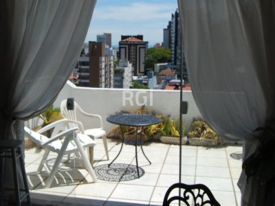 Cobertura à venda com 92m², 2 quartos no bairro Rio Branco em Porto Alegre - Foto 2