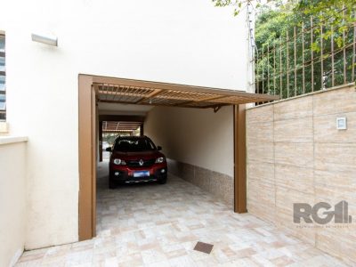 Casa à venda com 257m², 4 quartos, 1 suíte, 5 vagas no bairro Ipanema em Porto Alegre - Foto 23