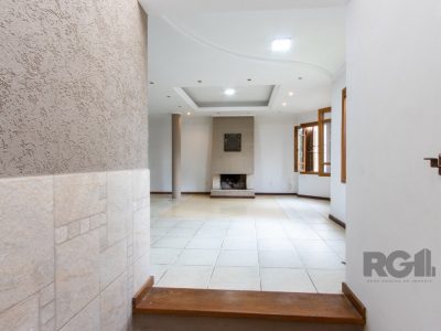 Casa à venda com 257m², 4 quartos, 1 suíte, 5 vagas no bairro Ipanema em Porto Alegre - Foto 5