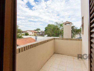 Casa à venda com 257m², 4 quartos, 1 suíte, 5 vagas no bairro Ipanema em Porto Alegre - Foto 43