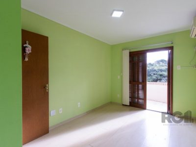 Casa à venda com 257m², 4 quartos, 1 suíte, 5 vagas no bairro Ipanema em Porto Alegre - Foto 48