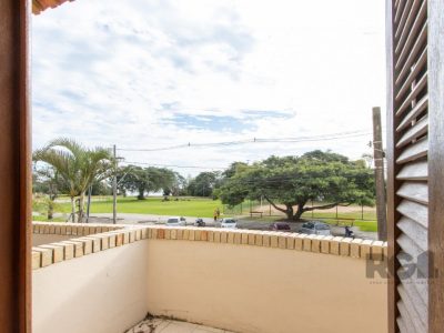 Casa à venda com 257m², 4 quartos, 1 suíte, 5 vagas no bairro Ipanema em Porto Alegre - Foto 49