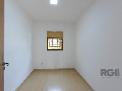 Casa à venda com 257m², 4 quartos, 1 suíte, 5 vagas no bairro Ipanema em Porto Alegre - Foto 55