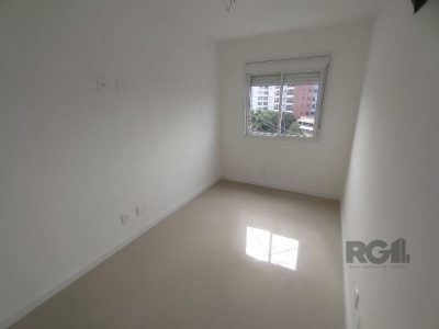 Apartamento à venda com 116m², 3 quartos, 1 suíte, 4 vagas no bairro Passo d'Areia em Porto Alegre - Foto 10