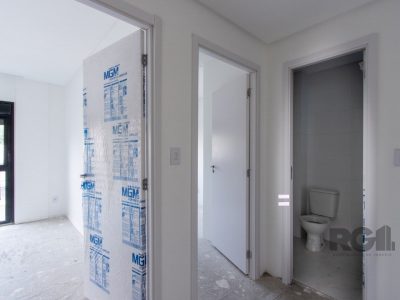 Apartamento à venda com 100m², 3 quartos, 1 suíte, 1 vaga no bairro Tristeza em Porto Alegre - Foto 17