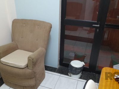 Conjunto/Sala à venda com 55m² no bairro Petrópolis em Porto Alegre - Foto 6