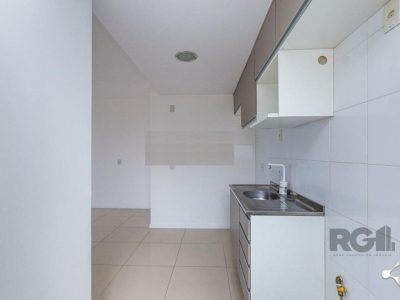 Apartamento à venda com 69m², 2 quartos, 1 suíte, 1 vaga no bairro Vila Ipiranga em Porto Alegre - Foto 4