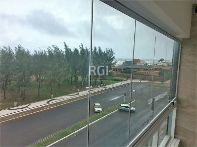 Apartamento à venda com 123m², 3 quartos, 2 suítes, 2 vagas no bairro Centro em Capão da Canoa - Foto 10