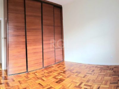 Apartamento à venda com 69m², 2 quartos no bairro Menino Deus em Porto Alegre - Foto 13