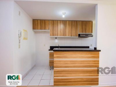 Apartamento à venda com 69m², 3 quartos, 1 suíte, 1 vaga no bairro Vila Ipiranga em Porto Alegre - Foto 3