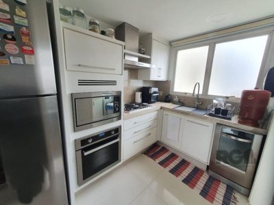 Apartamento à venda com 90m², 2 quartos, 1 suíte, 2 vagas no bairro Moinhos de Vento em Porto Alegre - Foto 8