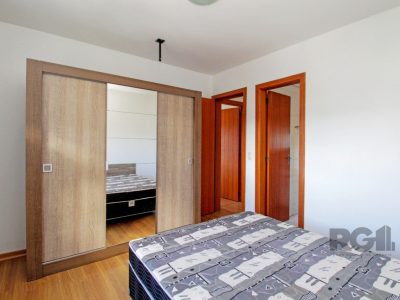 Apartamento à venda com 78m², 3 quartos, 1 suíte, 1 vaga no bairro Partenon em Porto Alegre - Foto 29