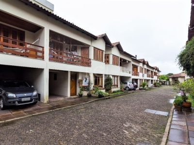 Casa à venda com 224m², 3 quartos, 1 suíte, 2 vagas no bairro Tristeza em Porto Alegre - Foto 26