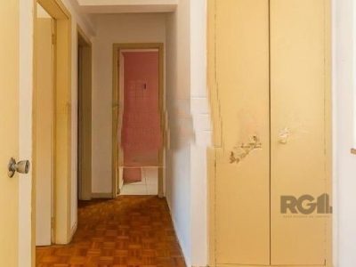 Apartamento à venda com 153m², 3 quartos, 1 vaga no bairro Centro Histórico em Porto Alegre - Foto 3