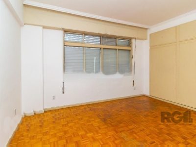 Apartamento à venda com 153m², 3 quartos, 1 vaga no bairro Centro Histórico em Porto Alegre - Foto 4