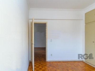 Apartamento à venda com 153m², 3 quartos, 1 vaga no bairro Centro Histórico em Porto Alegre - Foto 13