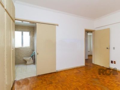 Apartamento à venda com 153m², 3 quartos, 1 vaga no bairro Centro Histórico em Porto Alegre - Foto 14