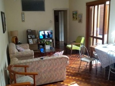 Apartamento à venda com 104m², 3 quartos no bairro Rio Branco em Porto Alegre - Foto 2