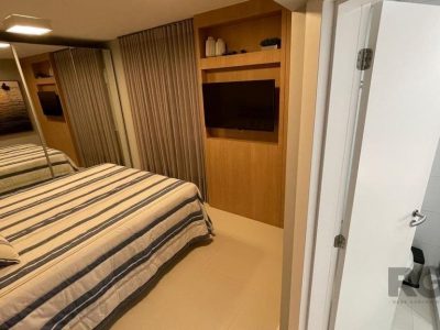 Apartamento à venda com 253m², 4 quartos, 2 suítes, 2 vagas no bairro Navegantes em Capão da Canoa - Foto 26