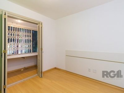 Apartamento à venda com 105m², 3 quartos, 2 vagas no bairro Petrópolis em Porto Alegre - Foto 12