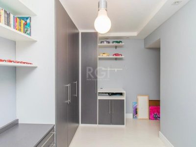 Apartamento à venda com 117m², 3 quartos, 1 suíte, 3 vagas no bairro Petrópolis em Porto Alegre - Foto 20